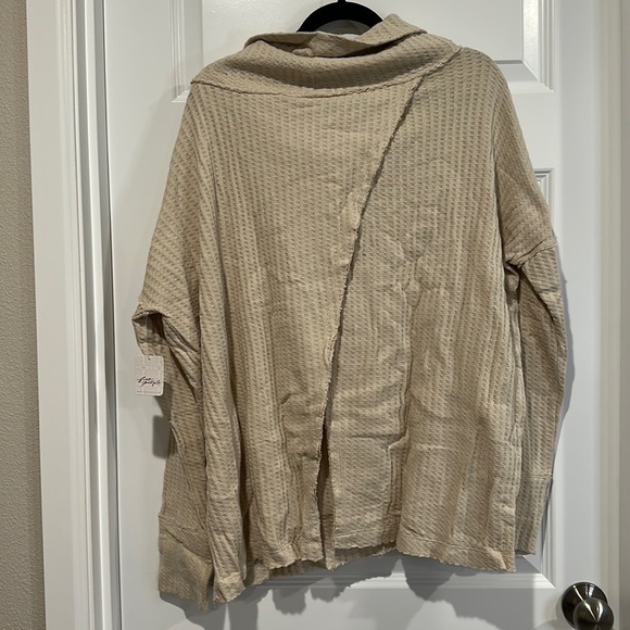 Free People Juicy Long Sleeve‎ Stone Cold Thermal - NWT - Picture 3 of 3